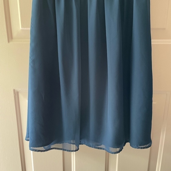 Tevolio Blue Sleeveless V-Neck Dress With Side Zipper- Size 6 - Picture 6 of 12
